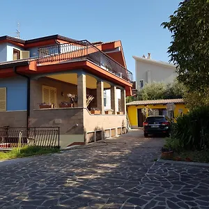La Casa Degli Artisti Privatunterkunft
