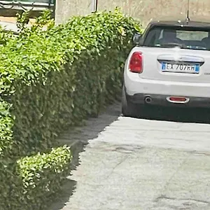 https://nervi-residenziale-a-due-passi-dal-mare.hotelitalianriviera.com